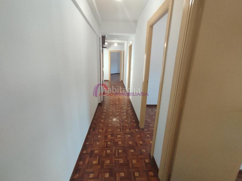 Foto 7e45236c-8e2b-4a0f-ae6e-dbcd65fa077d. Flat with heating in Los Vadillos - R. Sanitaria - Pozanos Burgos