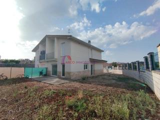 Semi detached house  La barrera