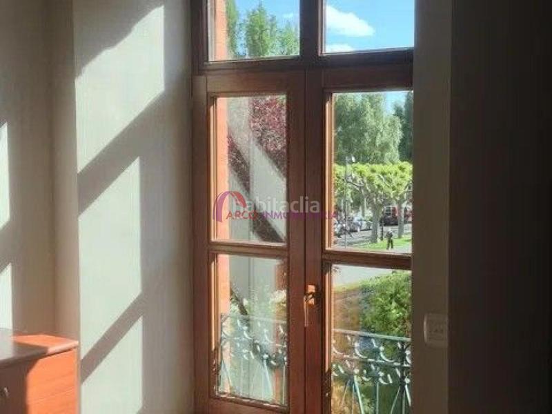 Foto 7d9ec42d-2258-4613-8ac2-9ad5eab0dd74. Appartamento con riscaldamento in Casco Antiguo Burgos