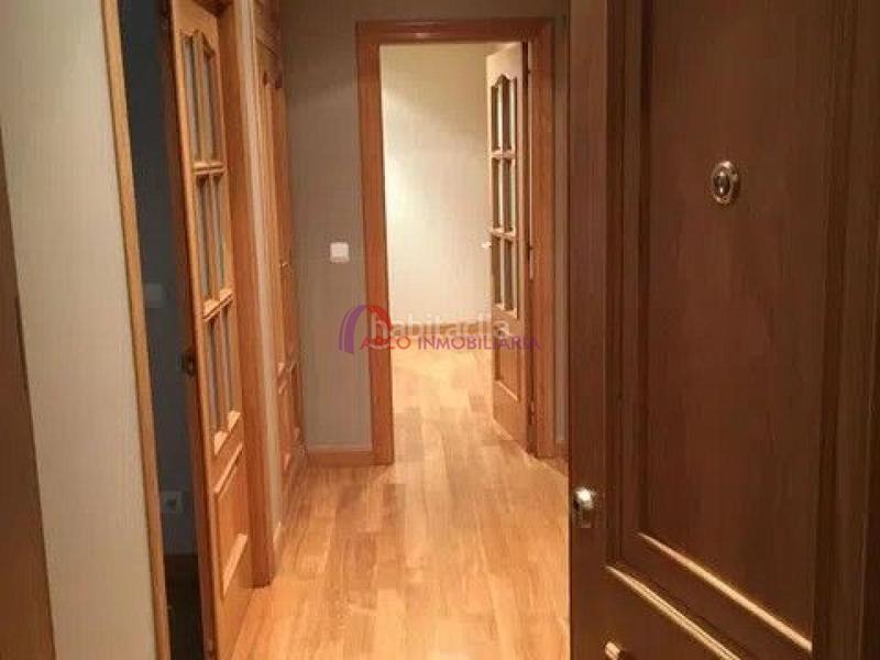 Foto a3883111-ab63-42e5-929a-f62b1e00bd99. Appartamento con riscaldamento in Casco Antiguo Burgos