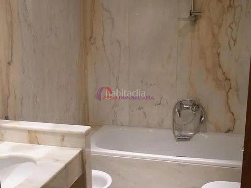 Foto b9f2d070-0f67-49b4-b35b-c096a28a84db. Appartamento con riscaldamento in Casco Antiguo Burgos