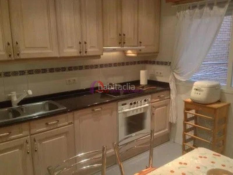 Foto b6c6c6ae-6c38-4e17-bbce-ead4da9f9d2a. Etagenwohnung mit heizung in Casco Antiguo Burgos