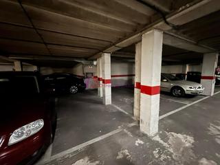Parking coche  Los titos