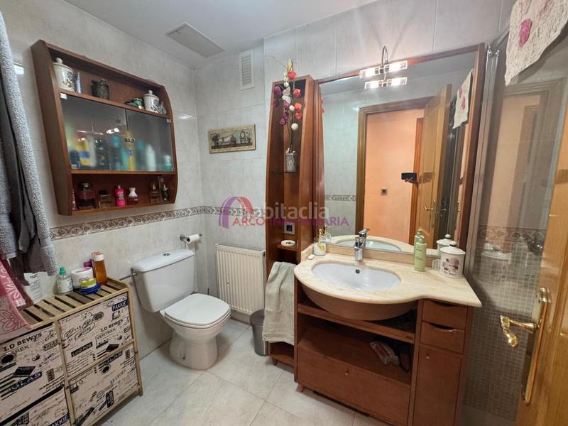 Foto db76b266-be60-440b-afb5-58edd2f00754. Appartamento con riscaldamento parcheggio in Gamonal - San Bruno - G9 Burgos