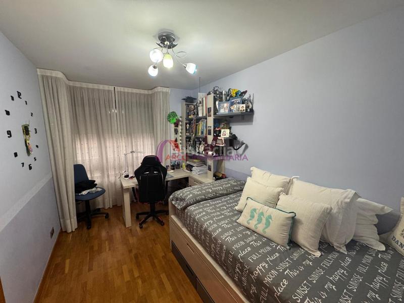 Foto b56ab842-cd2c-42fa-9b74-6759c63c22fe. Appartement avec chauffage parking dans Gamonal - San Bruno - G9 Burgos