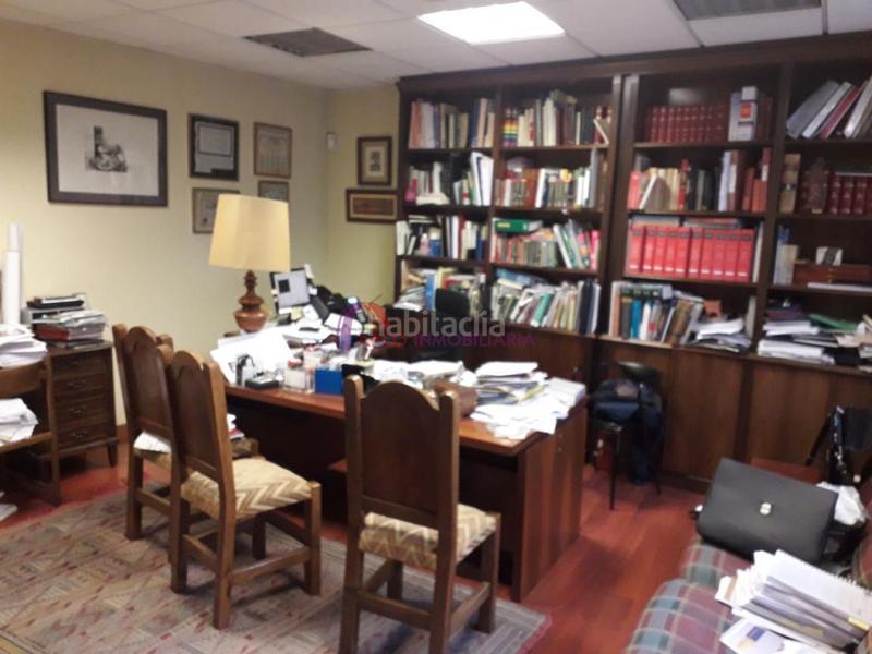 Foto 652c5c6e-2863-4c98-99ea-c1bb70d12d36. Rent business premise in Casco Antiguo Burgos