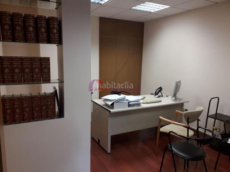 Foto 8282a0d8-1367-4681-a02d-d807108fe97c. Rent business premise in Casco Antiguo Burgos
