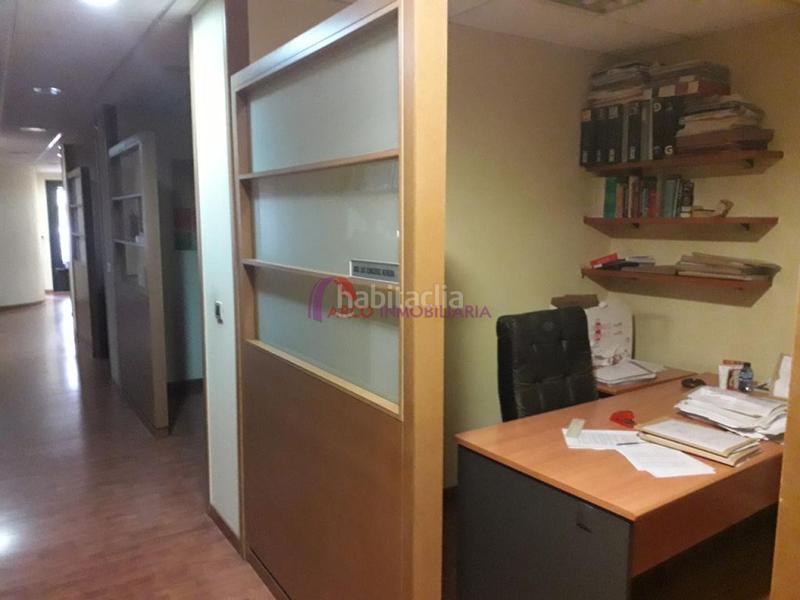 Foto 90a75240-e4a6-4ef8-a722-470cc8232e01. Rent business premise in Casco Antiguo Burgos