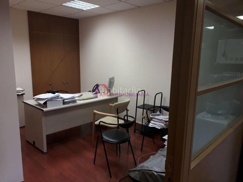 Foto c6ee9544-4e6f-42c9-a868-2dd6283f9fb2. Rent business premise in Casco Antiguo Burgos