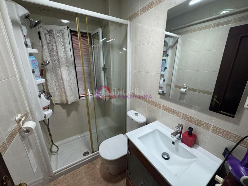 Foto 566d7221-d8b5-453f-aa33-2d978517900d. Appartement avec chauffage dans Juan XXIII - Las Torres - G2 Burgos