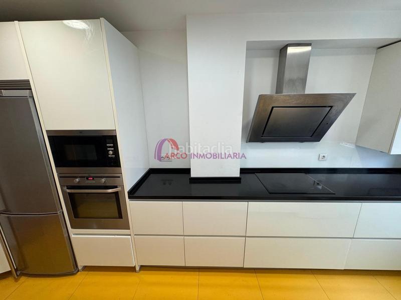 Foto 3b840d3c-6b22-4432-a780-fe423c500e20. Appartamento con riscaldamento in Juan XXIII - Las Torres - G2 Burgos