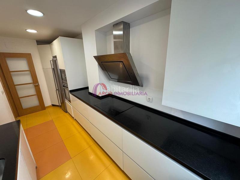 Foto f8f9c2fa-be87-4af5-89e7-b1589cd2cb38. Appartement avec chauffage dans Juan XXIII - Las Torres - G2 Burgos