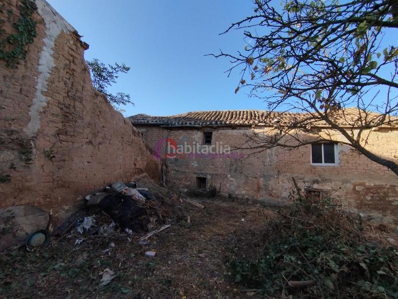 Foto 15083ec0-2c2c-4325-8374-067447a19d62. Haus mit heizung parking in Cayuela