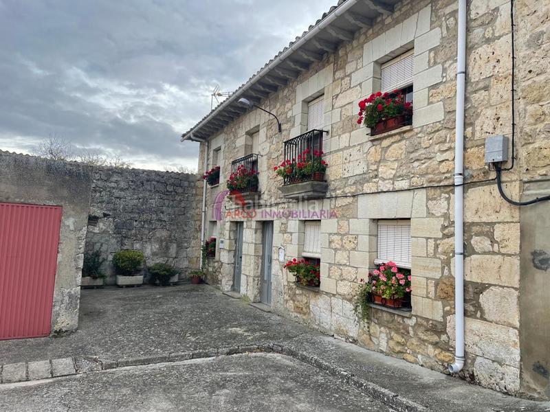 Foto bc5c7020-cd7f-4976-9f00-87d57dd9b855. Casa amb calefacció aparcament a Merindad de Río Ubierna