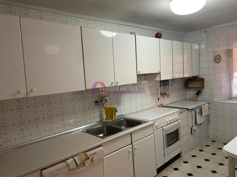 Foto 1831d362-7970-44df-88de-4ef9efa5b967. Maison avec chauffage parking dans Merindad de Río Ubierna