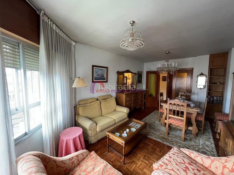 Foto 86f42b17-c3ce-4bd6-9517-22dfe5a89273. Appartement avec chauffage parking dans Reyes Católicos Burgos