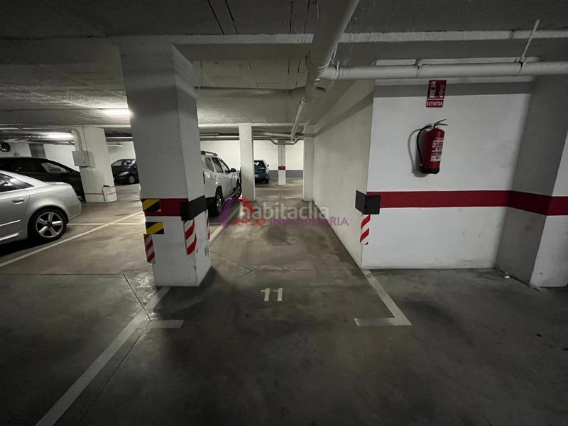 Foto b0297866-c5b4-4f3a-9c9c-eea1f4b49678. Appartement avec chauffage parking dans Reyes Católicos Burgos