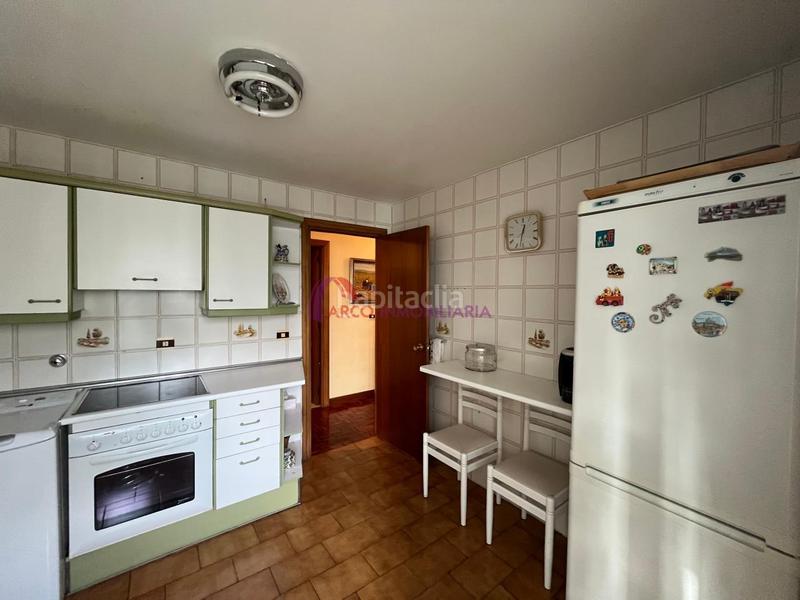 Foto aa0dc197-379d-408d-ab1b-10c437fb2e4e. Flat with heating parking in Reyes Católicos Burgos