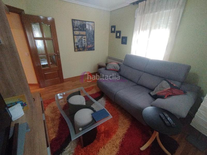 Foto c7e097f2-43d9-436c-9244-58d2b803f80f. Appartamento con riscaldamento in Los Vadillos - R. Sanitaria - Pozanos Burgos