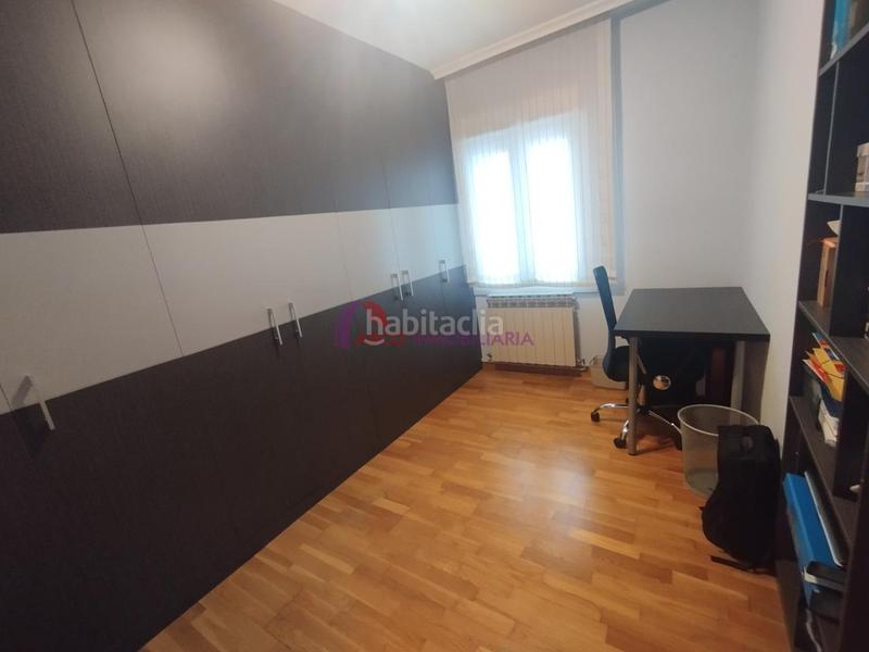 Foto d6c06e9a-3b9a-4b02-939e-c06bd3d7c748. Flat with heating in Los Vadillos - R. Sanitaria - Pozanos Burgos