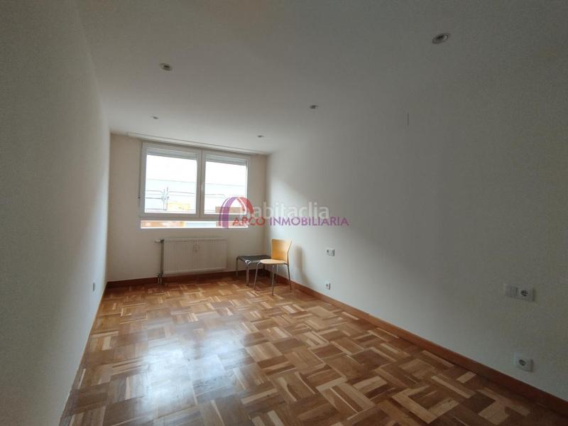 Foto 1a733e96-4a3e-40aa-b9b9-b02e11444fd7. Rent apartment with heating in Villa Pilar Burgos