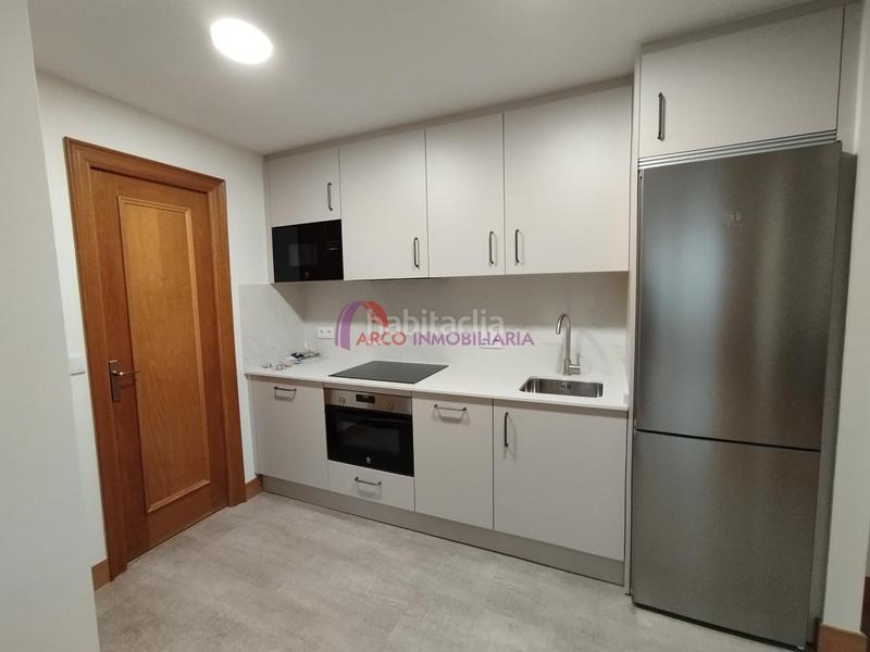 Foto 0f94fb48-047d-4db2-83d2-e94d6e56c7f8. Location appartement avec chauffage dans Villa Pilar Burgos