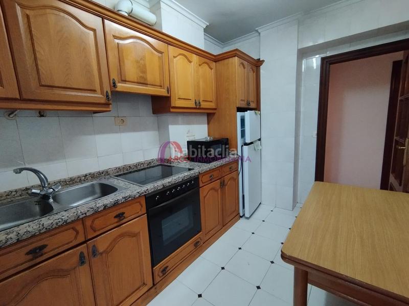 Foto ea3994c7-1920-4a66-bcd7-daf3417ad37d. Flat with heating in San Agustín - Parque Europa Burgos