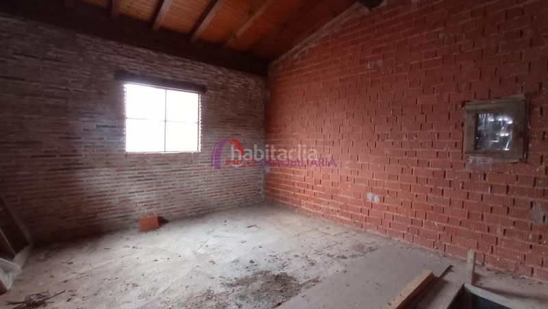 Foto 0217d778-fb58-4f8f-8823-9c12ceafa4bd. Casa amb calefacció a Rabé de las Calzadas