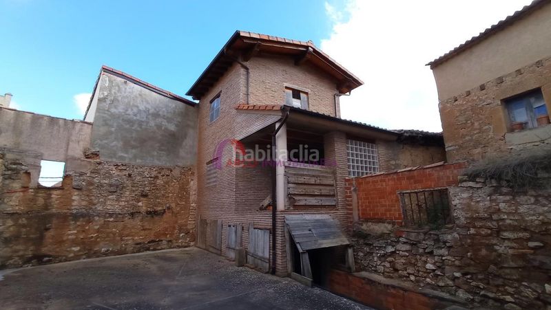 Foto 32150d42-0c71-4d7e-9a56-ddd6eb4b09eb. Casa amb calefacció a Rabé de las Calzadas
