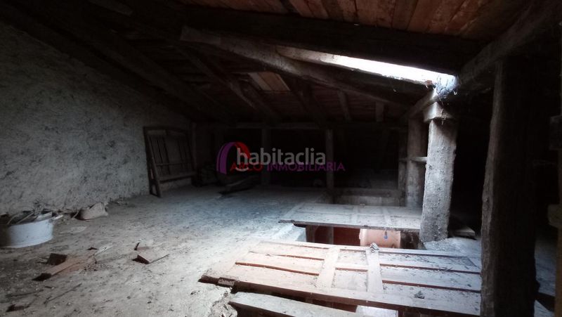 Foto 4c50efa1-2533-4642-a971-5e3e9fea738c. Casa amb calefacció a Rabé de las Calzadas