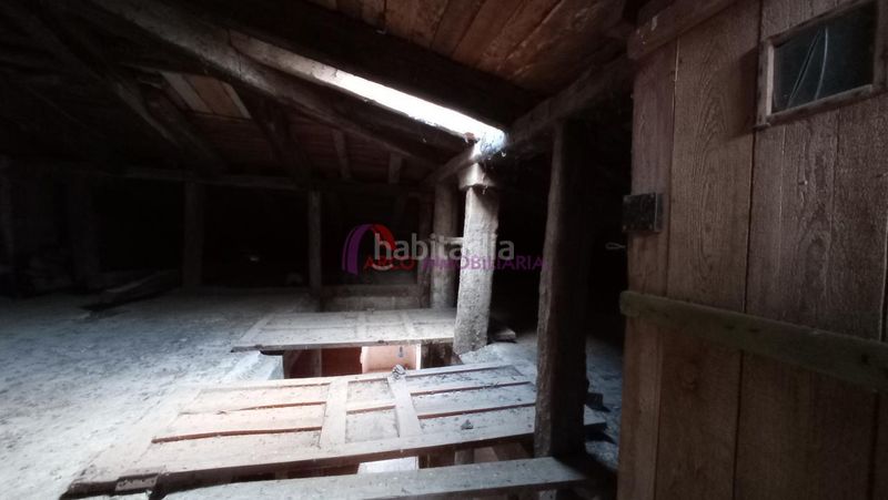 Foto 91ec9849-3410-4cf5-a643-c7798243d490. Casa amb calefacció a Rabé de las Calzadas