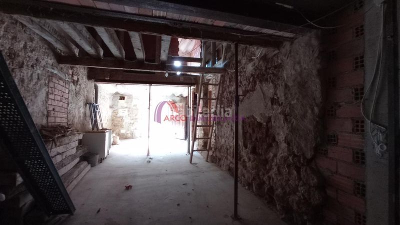 Foto eb54339a-8f2c-462c-b9b5-7618e8bd8fdc. Casa amb calefacció a Rabé de las Calzadas