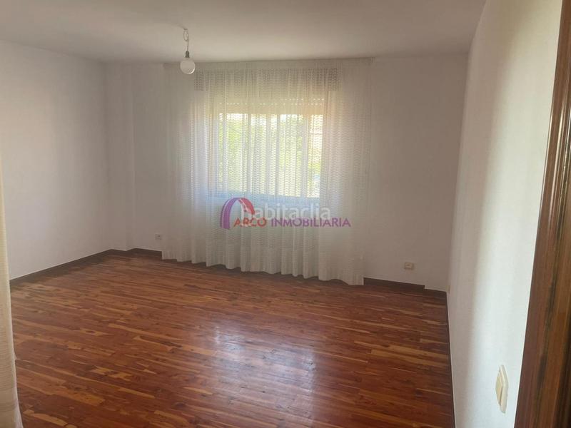 Foto 25227e58-2bca-47af-9271-fbee2af2331b. Casa amb calefacció aparcament a Campolara