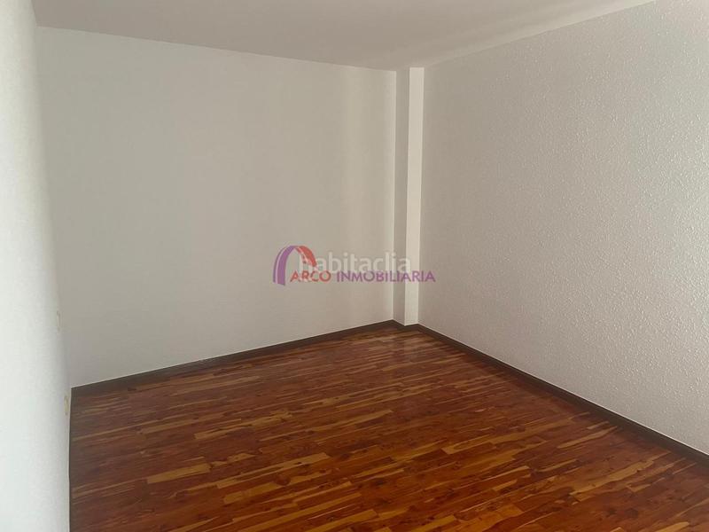 Foto 5882d583-88f6-4d98-a70b-7beb349268f5. Casa amb calefacció aparcament a Campolara