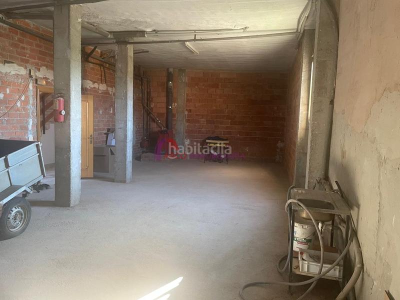 Foto 906bff29-efd1-4793-b105-e328a4e9dadf. Casa amb calefacció aparcament a Campolara