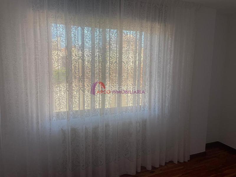 Foto b914875f-3815-429a-81d6-86e4a96ecf7d. Casa amb calefacció aparcament a Campolara