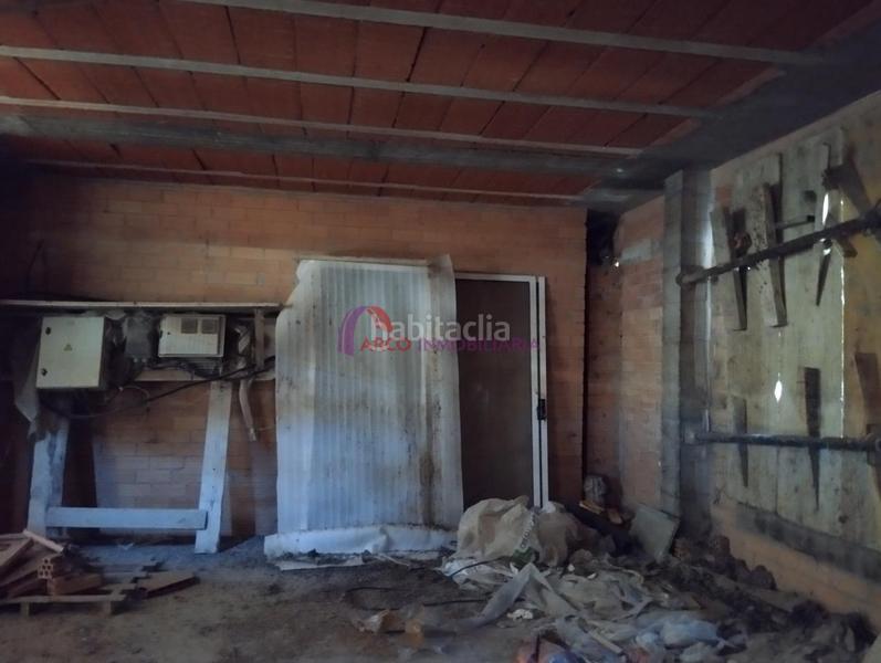 Foto 0c51892f-553b-4256-a8c6-bf8315fd06e6. Casa adossada amb calefacció aparcament a Cayuela