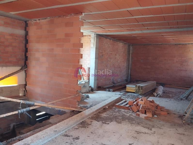 Foto 1c4df78b-a3ff-4c02-8169-a45cf71979fd. Casa adossada amb calefacció aparcament a Cayuela