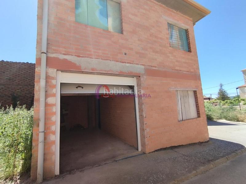 Foto 898ecbab-ec45-4234-ac39-d7f3bc990fdb. Casa adossada amb calefacció aparcament a Cayuela