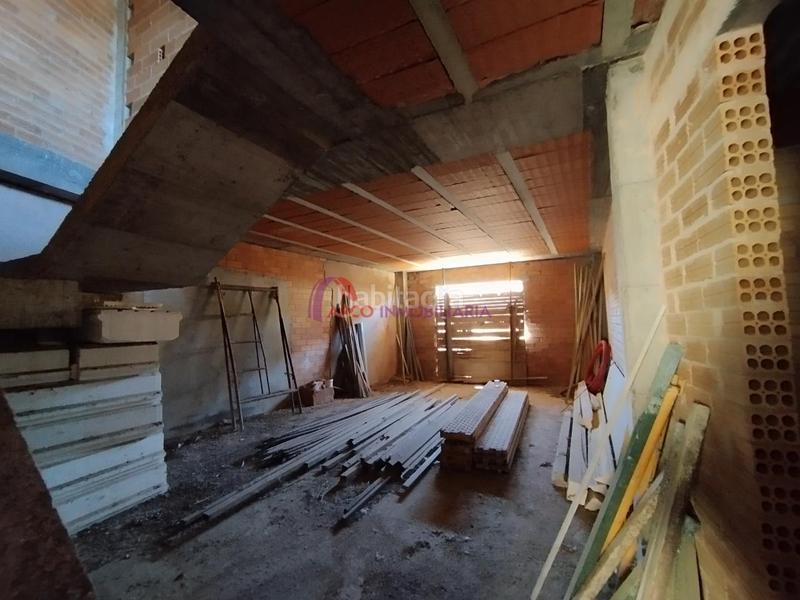 Foto f8b6c2f7-1b30-4f70-a0e7-55daf8d1c996. Casa adossada amb calefacció aparcament a Cayuela