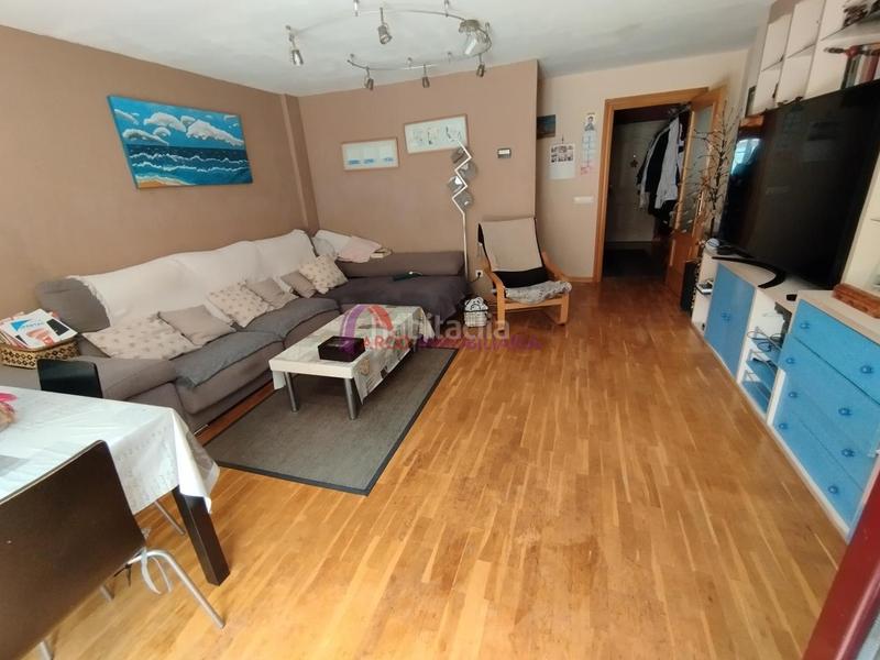 Foto 16f2a43c-11ef-44d6-aadb-f937db9f6e1f. Semi detached house with heating parking in Villatoro Burgos