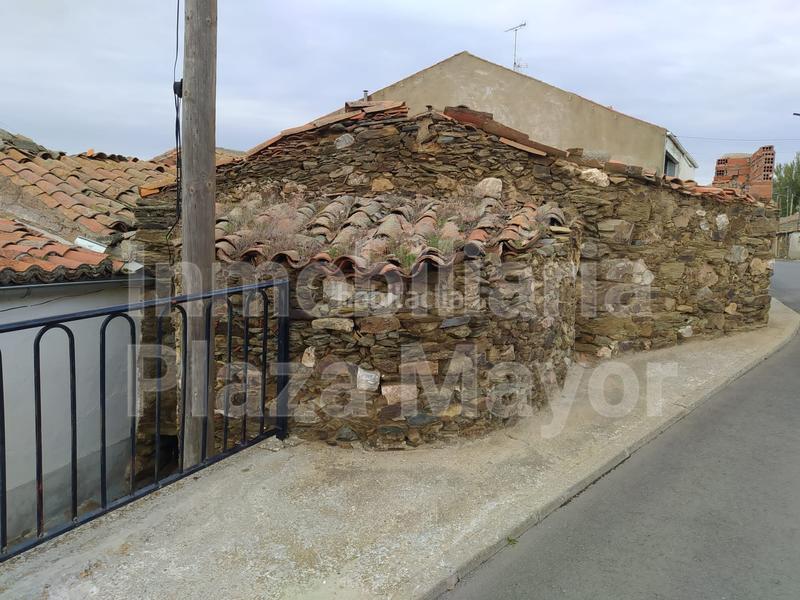 Foto 8c8e991e-94c7-4590-9264-18d48906ffbe. Terreny residencial a Terradillos
