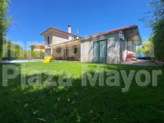 Xalet  Avenida del río tormes. 4039 chalet en zona privilegiada para entrar a vivir