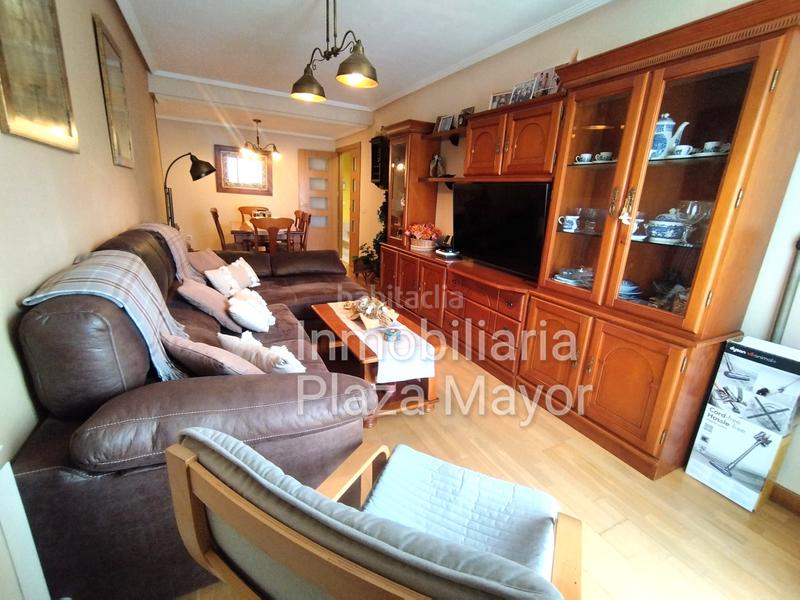 Foto de490231-0bac-42e3-bd90-810fc875e98d. Duplex avec chauffage dans Pizarrales Salamanca