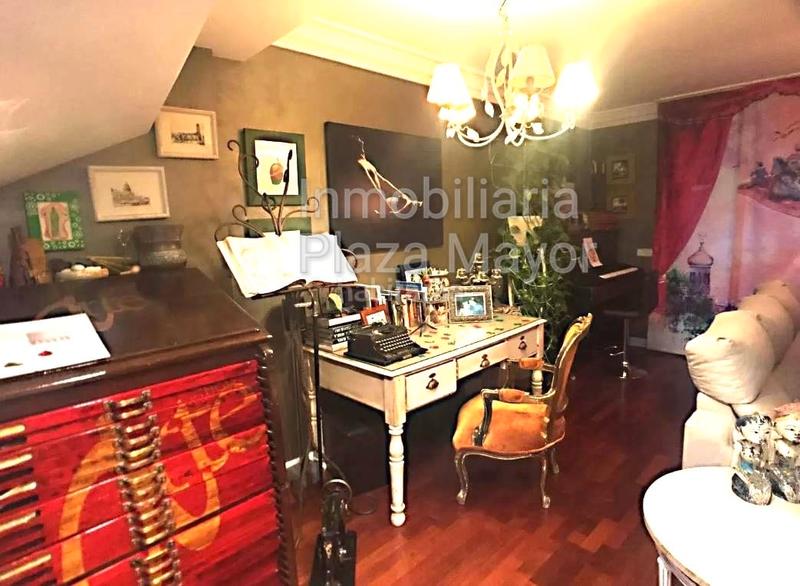 Foto 7d924792-240b-4676-a8f9-e805a9504441. Zweistöckige wohnung mit heizung pool in Vistahermosa Salamanca