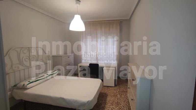 Foto 1d86af21-0757-4d8f-918b-f28fb8f0b474. Pis a calle antonio espinosa 11 a Carmelitas Salamanca