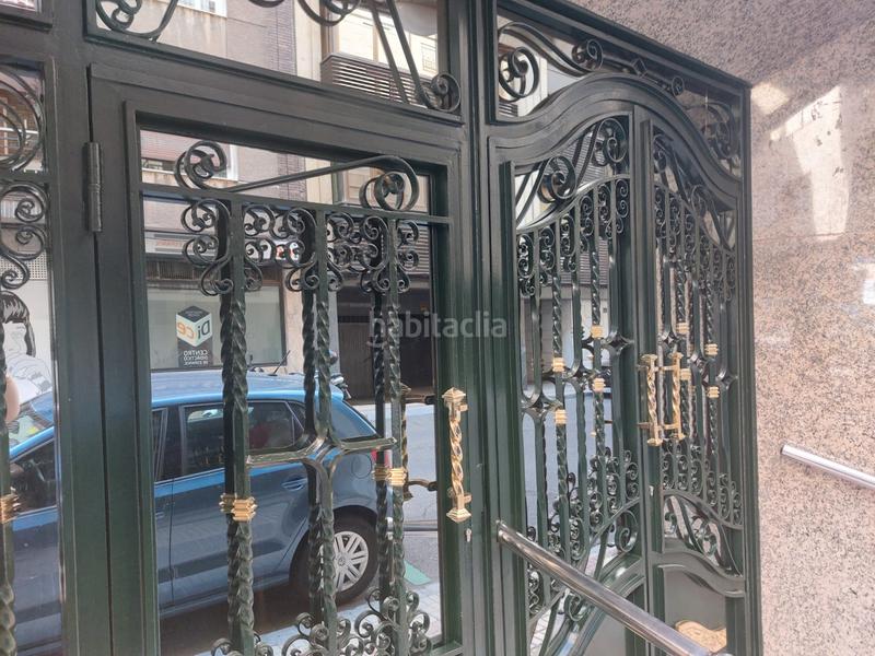 Foto 8ea2953a-4fbb-4acc-9f15-57c220e2fe3a. Pis a calle antonio espinosa 11 a Carmelitas Salamanca