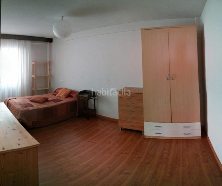 Foto b82b2a0e-637b-4299-822a-fd09c00b8c33. Rent flat with heating in Carmelitas Salamanca