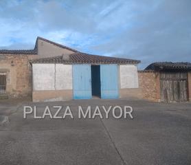 Terreny residencial a Canillas de Abajo. 4334 corral-nave con terreno