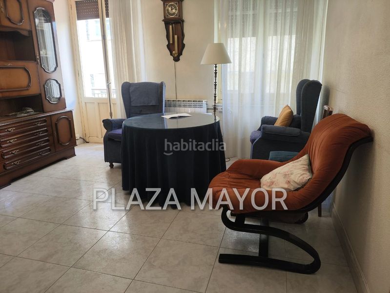 Foto f4ca9256-0431-43f6-8220-3f44e0ef76d1. Pis amb calefacció a Salesas Salamanca